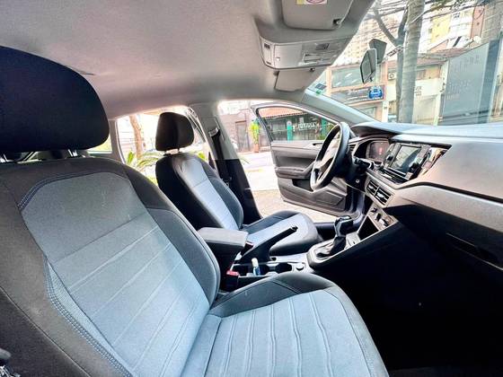 VOLKSWAGEN NIVUS 1.0 200 TSI TOTAL FLEX COMFORTLINE AUTOMÁTICO VOLKSWAGEN NIVUS 1.0 200 TSI TOTAL FLEX COMFORTLINE AUTOMÁTICO